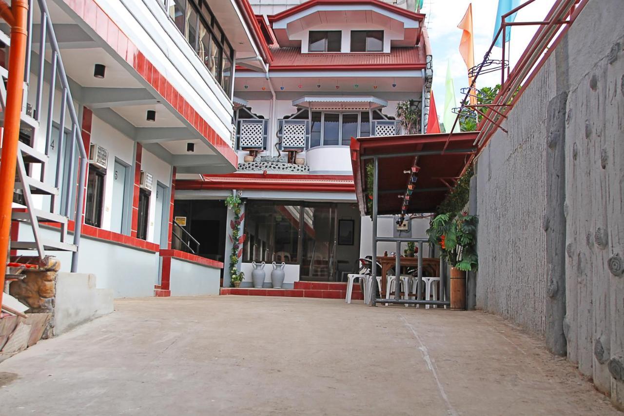 Mario'S Travellers Inn Coron Extérieur photo