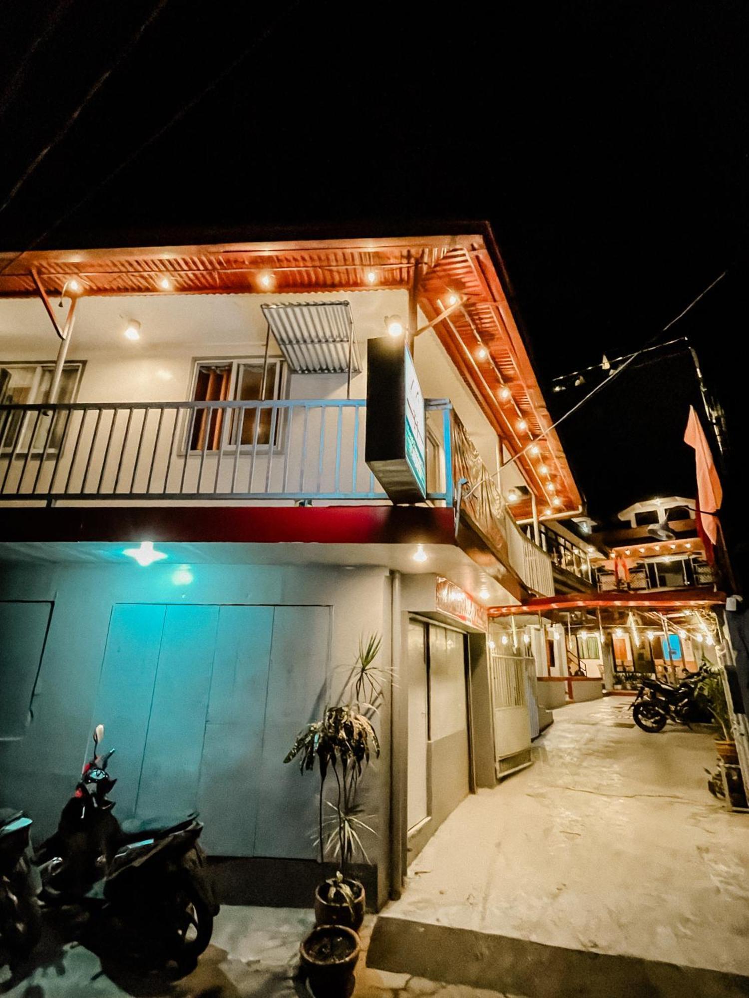 Mario'S Travellers Inn Coron Extérieur photo