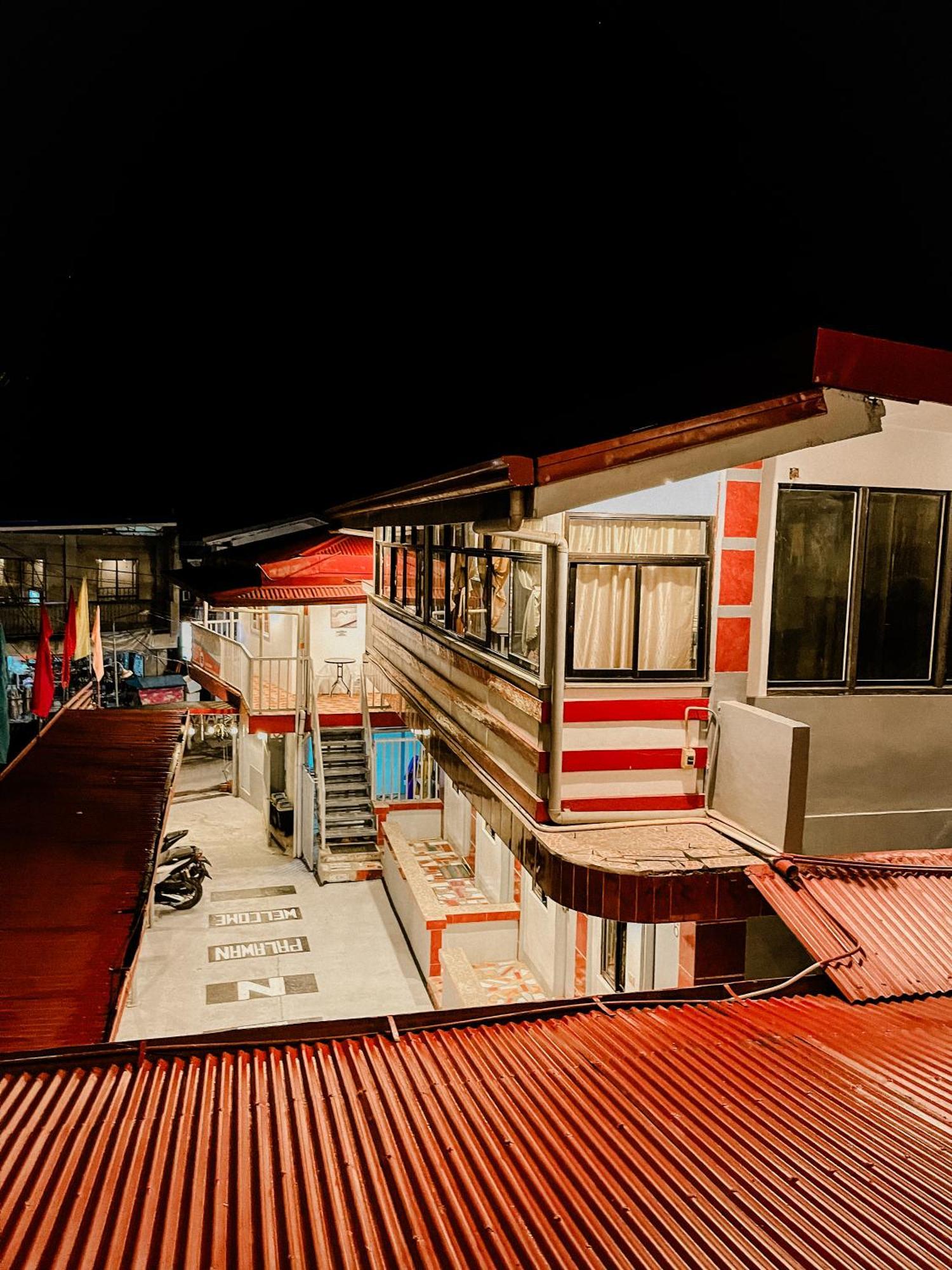 Mario'S Travellers Inn Coron Extérieur photo