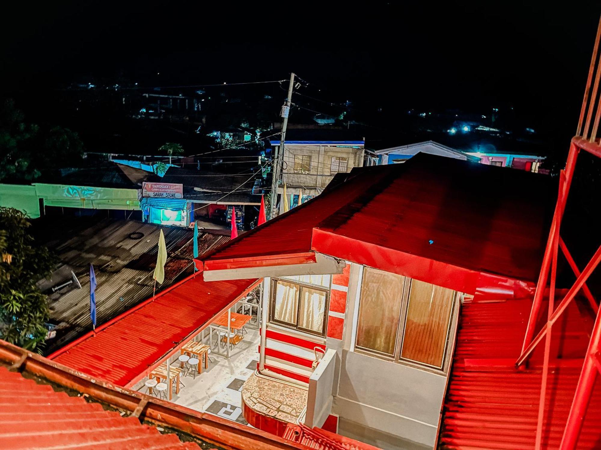 Mario'S Travellers Inn Coron Extérieur photo